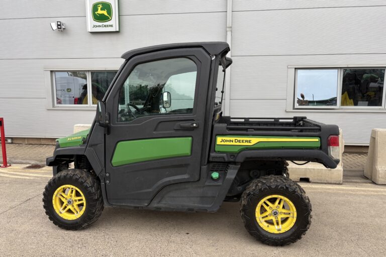 John Deere XUV865M Gator