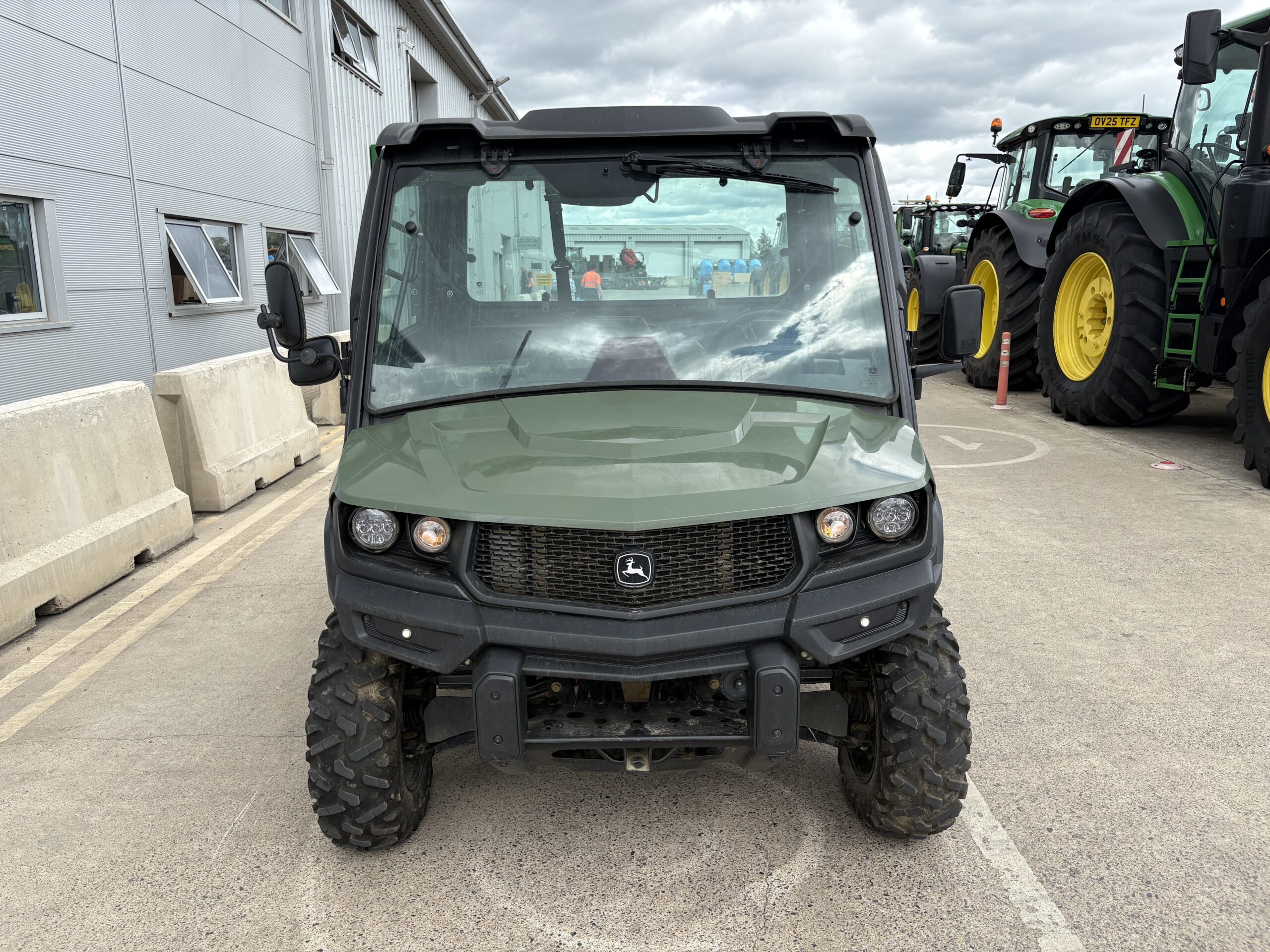 John Deere XUV865M Gator