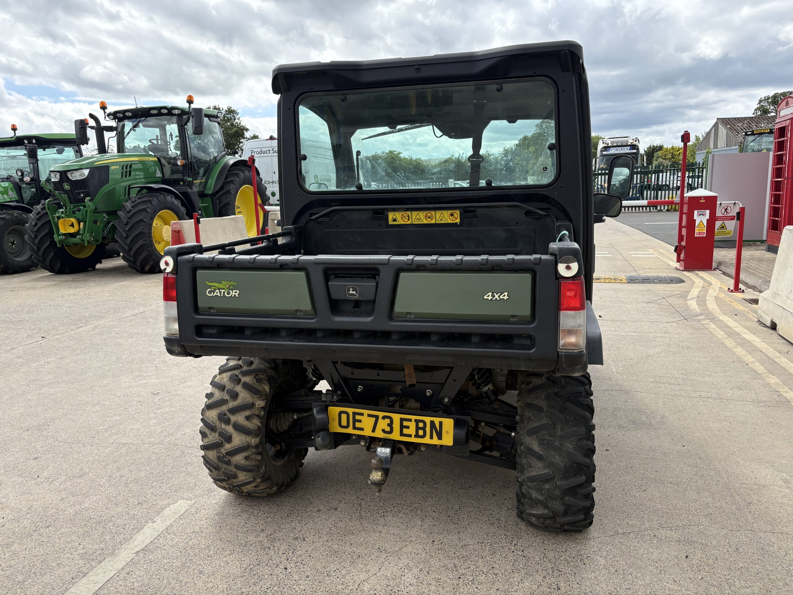 John Deere XUV865M Gator