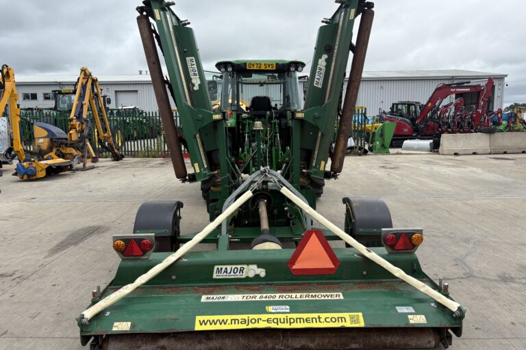 Major TDR20000 6.1m Winged Roller Mower