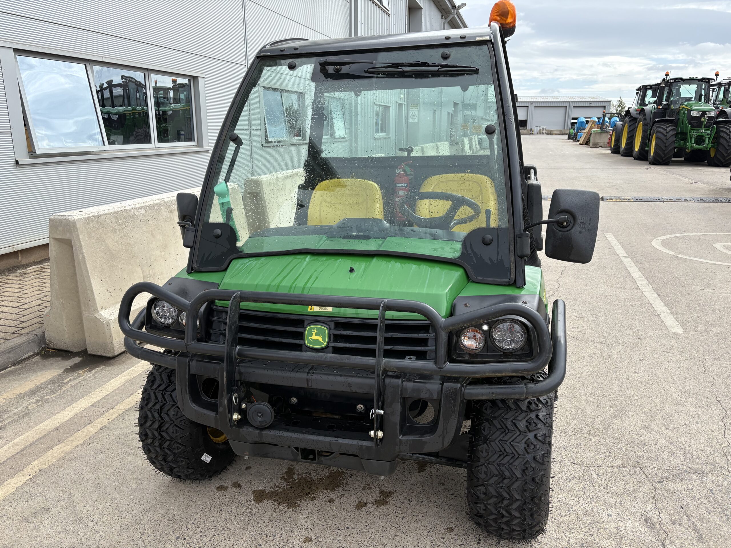 John Deere HPX815E