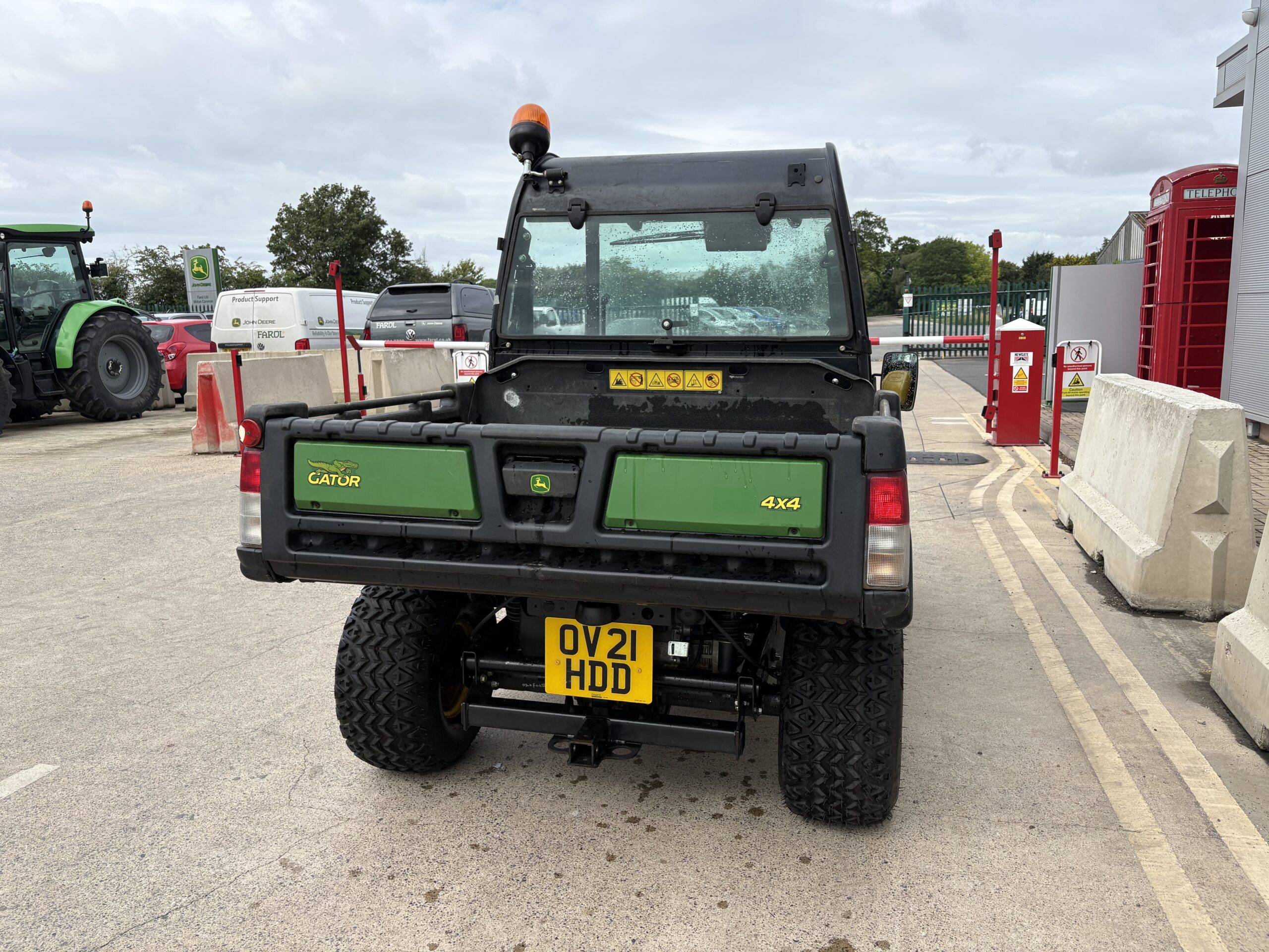John Deere HPX815E