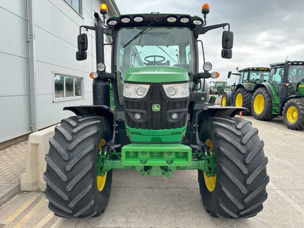 John Deere 6130R - Image 8