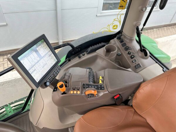 John Deere 6155R - Image 16