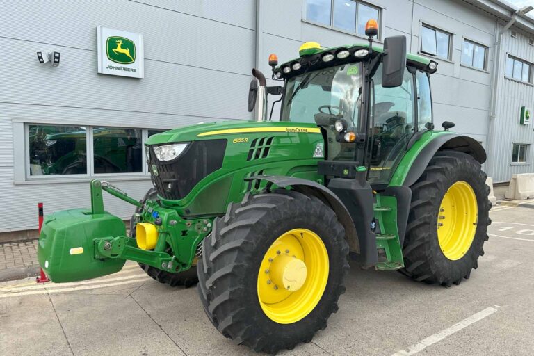 John Deere 6155R