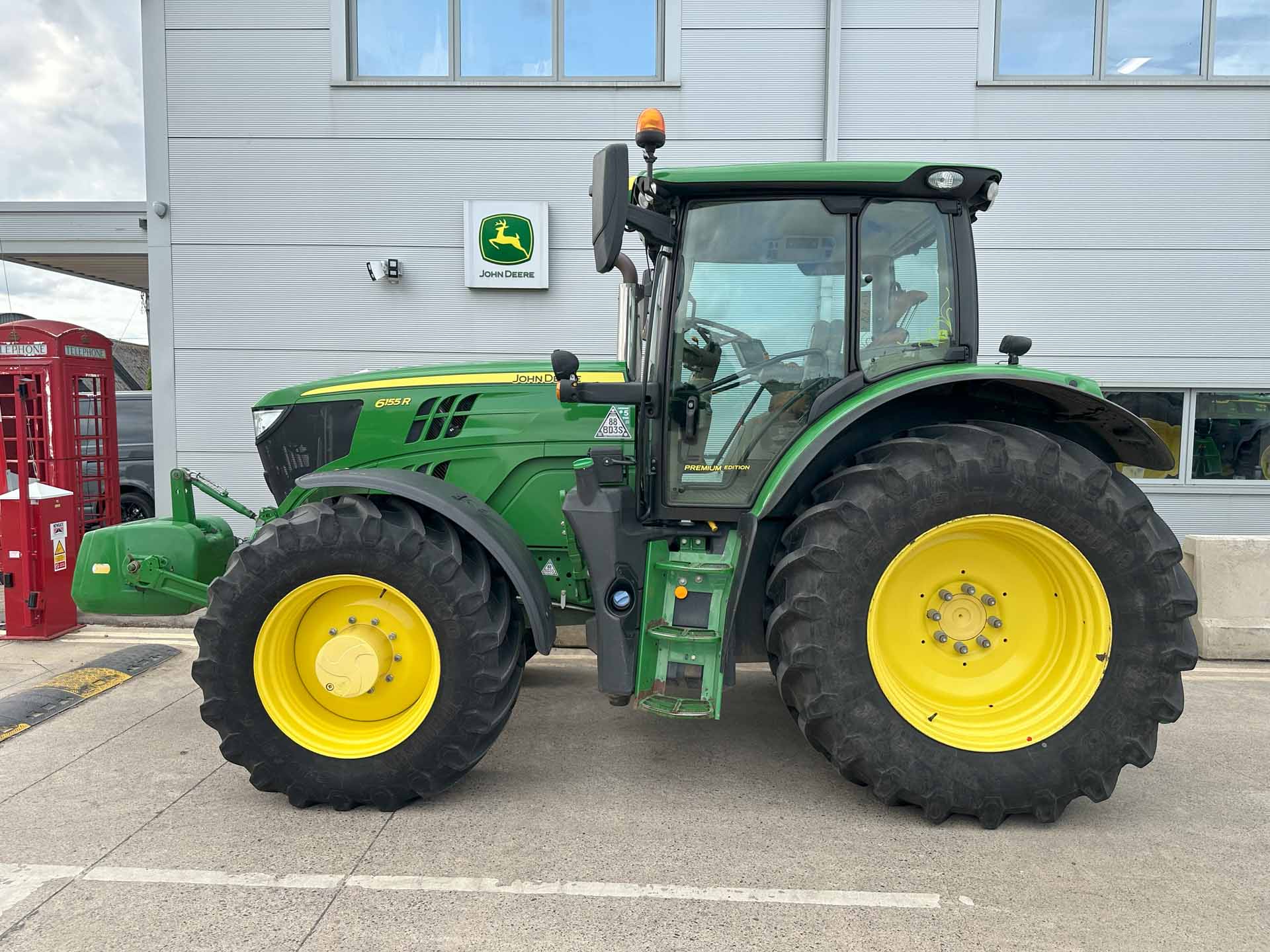 John Deere 6155R