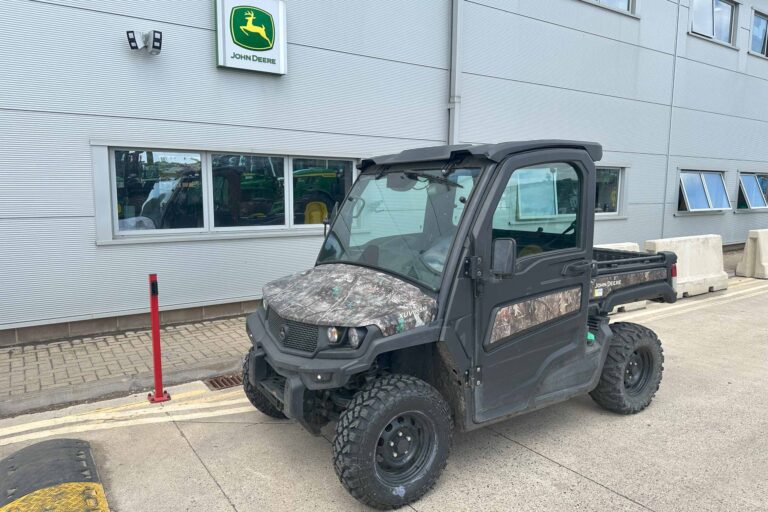 John Deere XUV865M