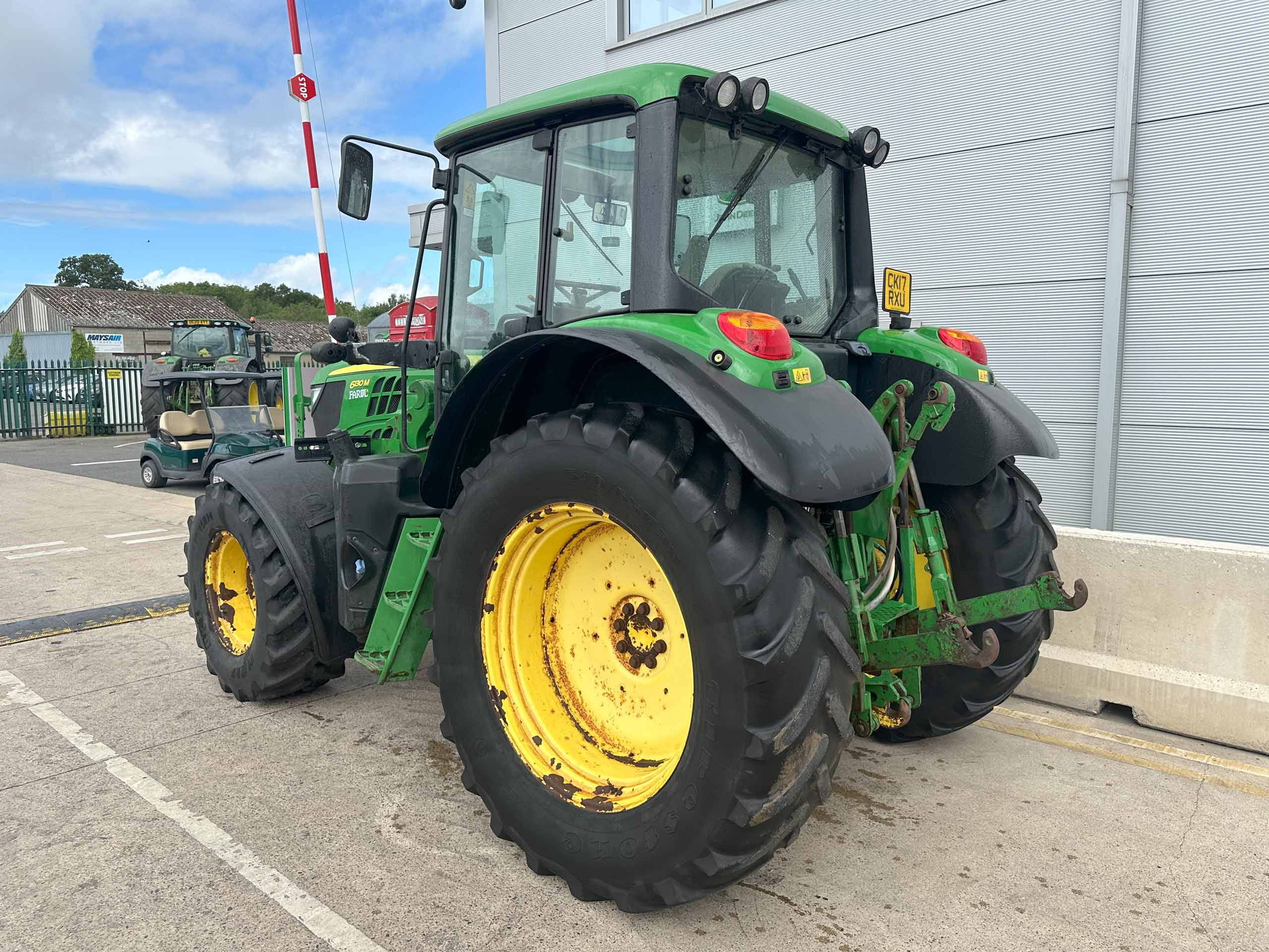 John Deere 6130M