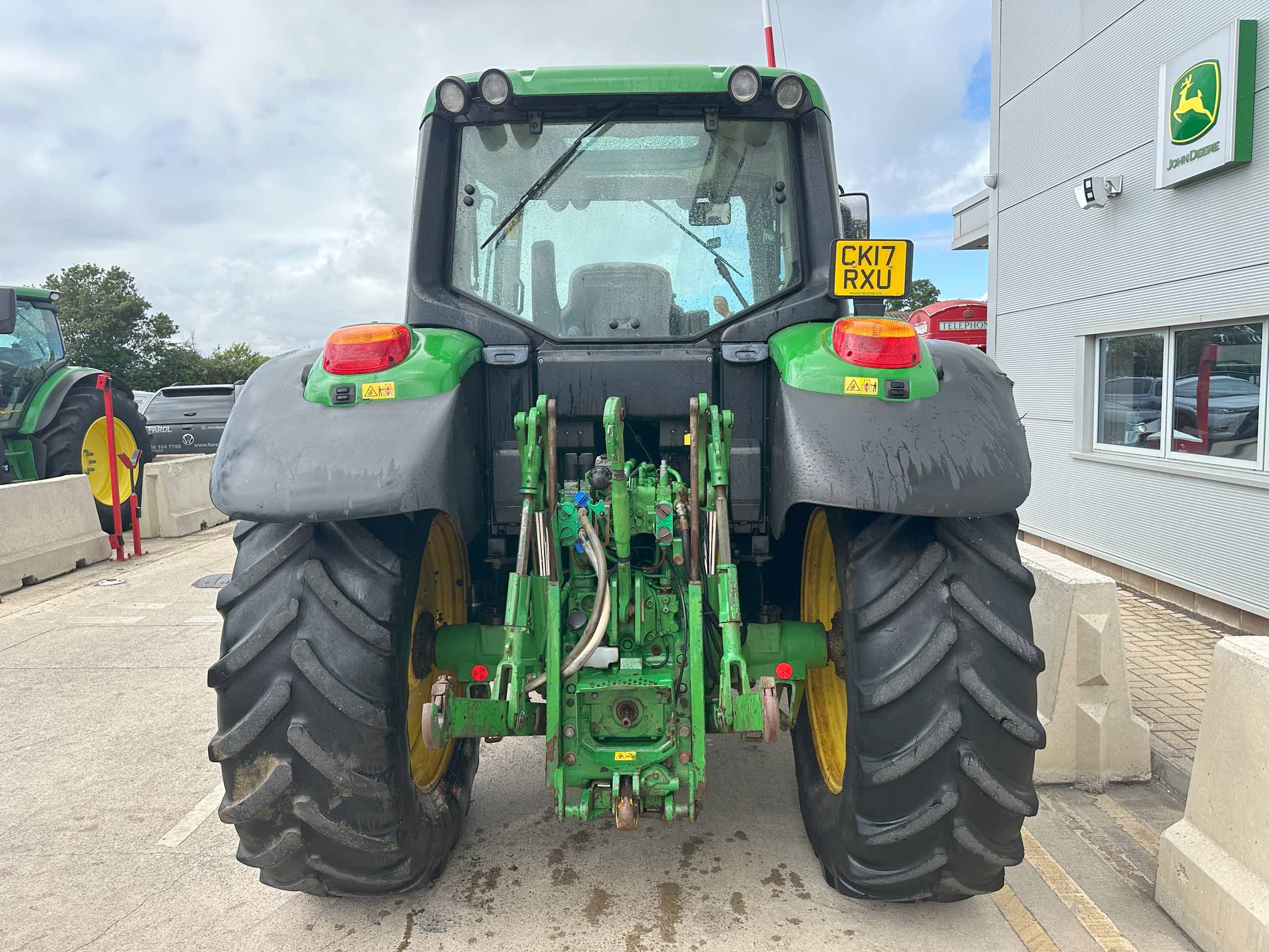John Deere 6130M