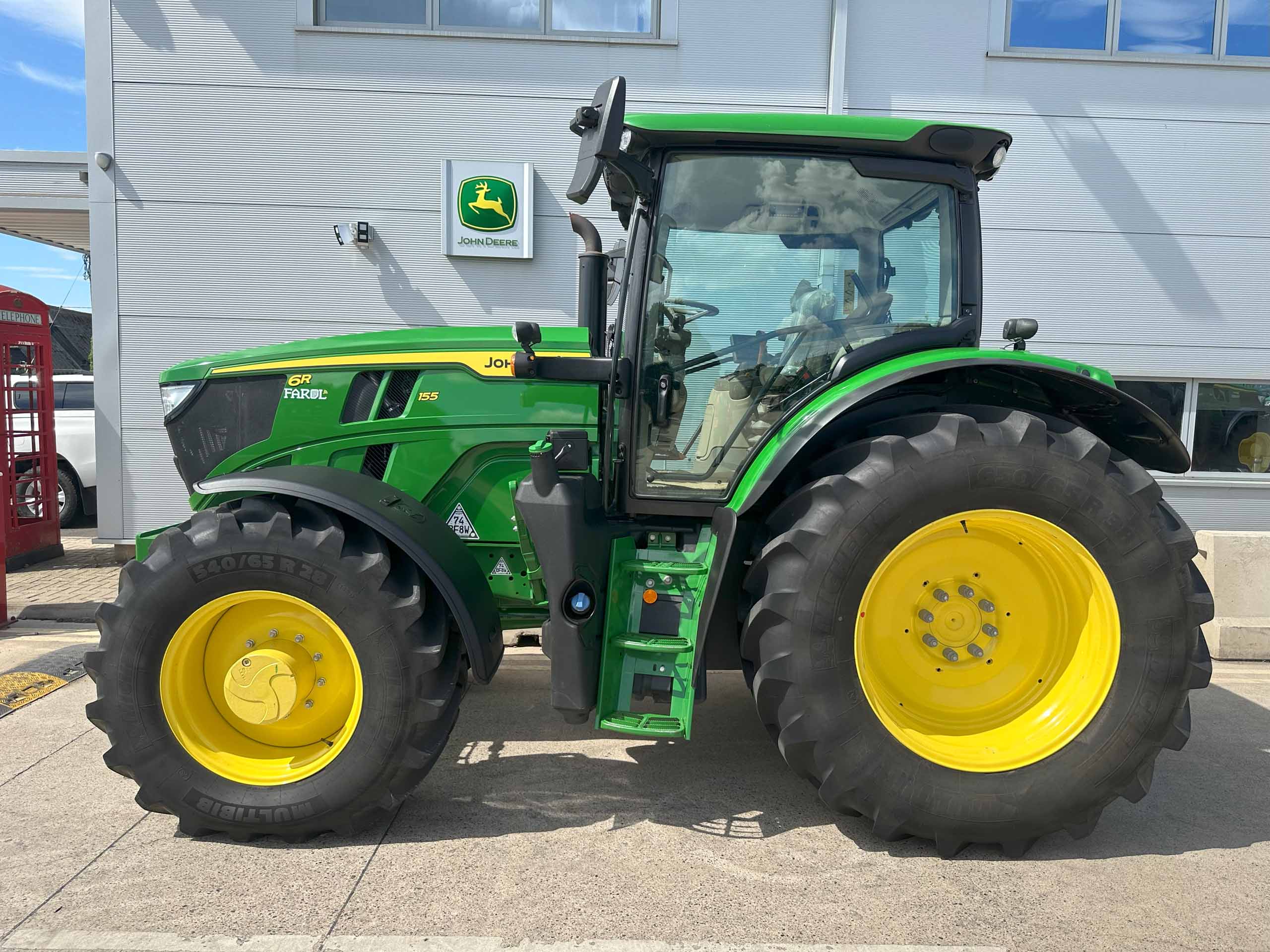 John Deere 6R 155