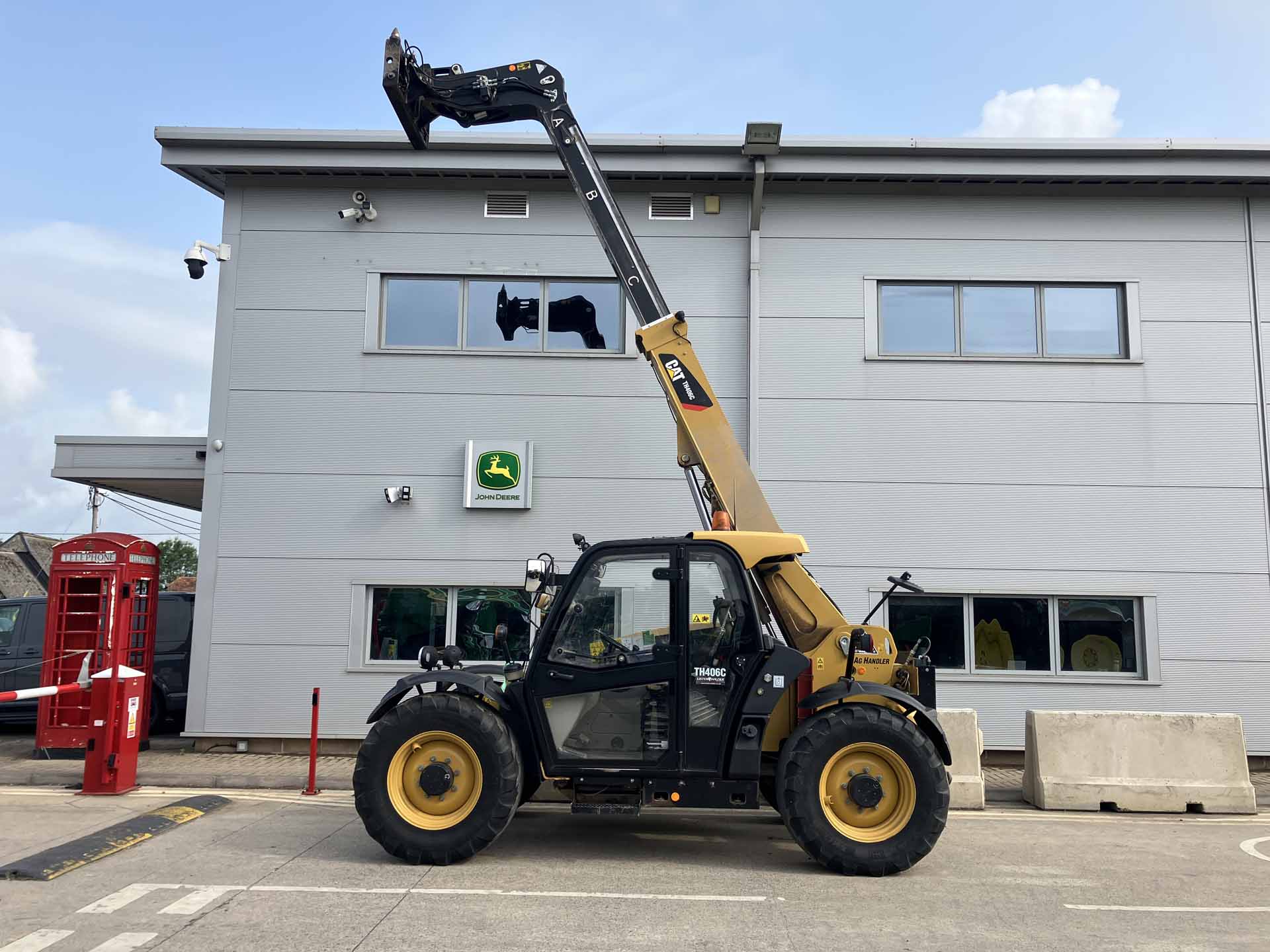 CAT TH406C