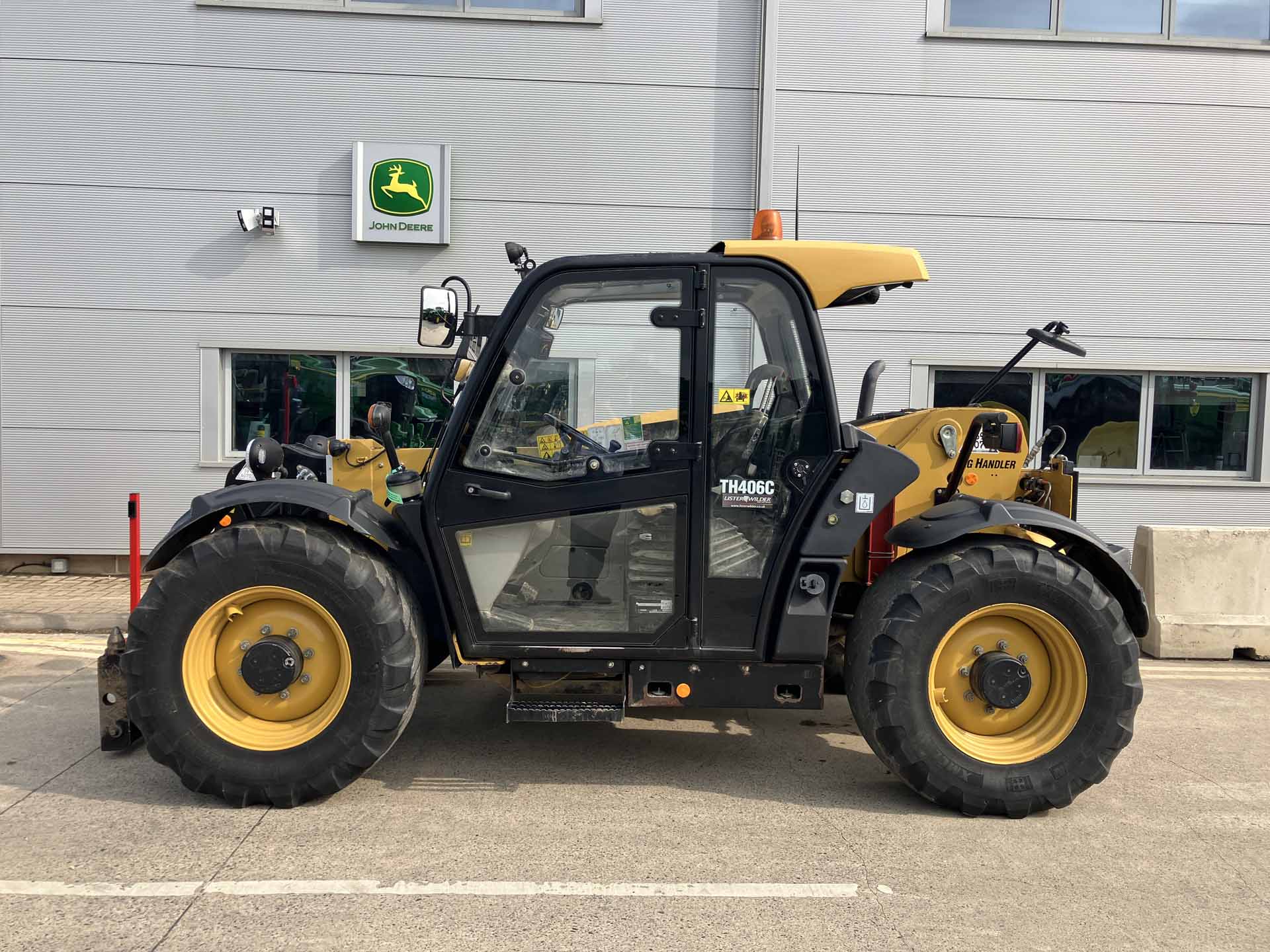CAT TH406C