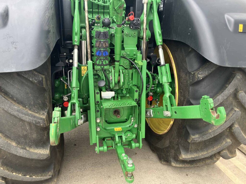 John Deere 6R 155 - Image 12