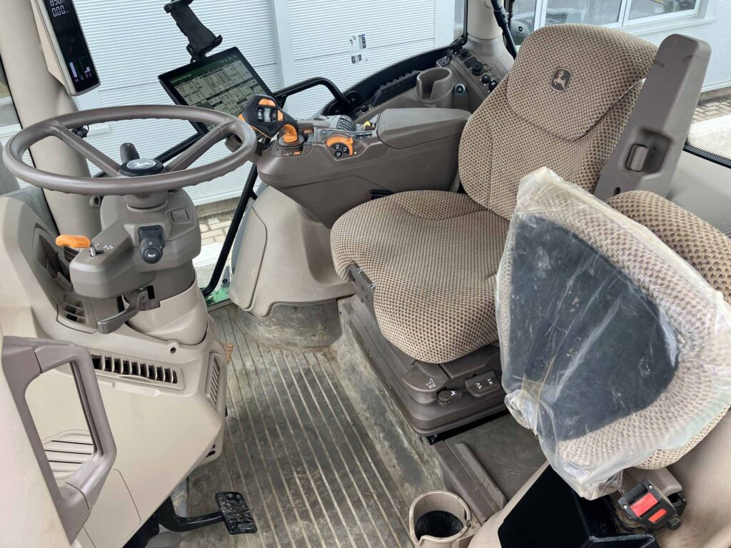 John Deere 6R 155 - Image 16