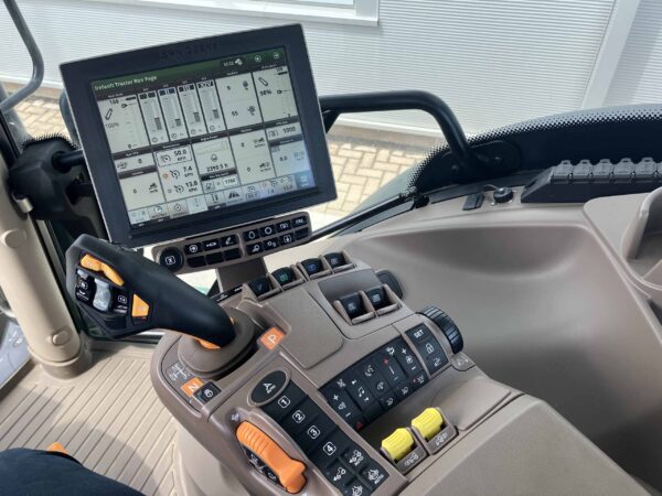 John Deere 6155R - Image 17