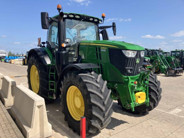 John Deere 6250R - Image 6