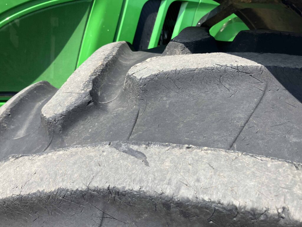John Deere 6250R - Image 9