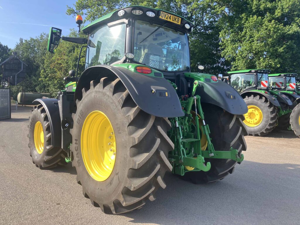 John Deere 6R 215 - Image 3