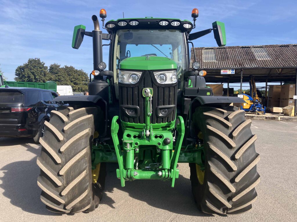 John Deere 6R 215 - Image 7