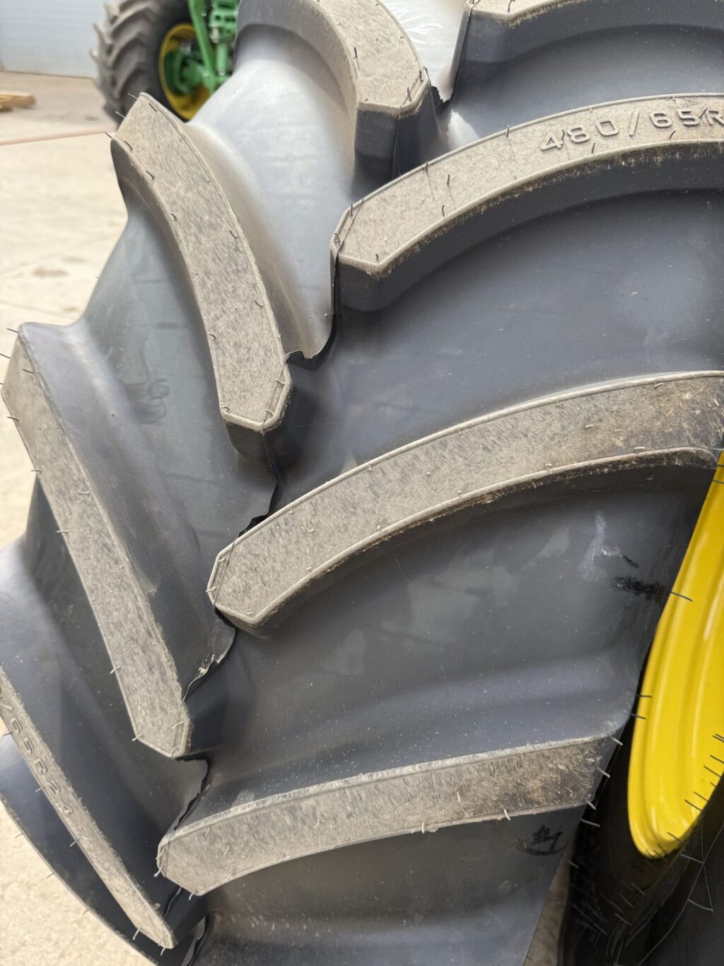 480/65X24 Firestone Maix Traction 65 - Image 4