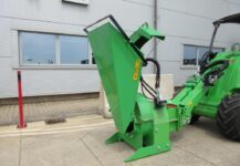 AVANT WOOD CHIPPER CH100