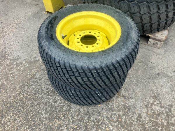 John Deere 4 series compact turf tires - Image 3