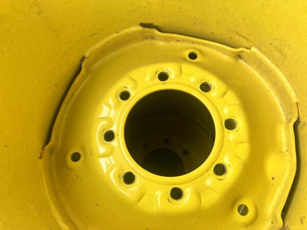 John Deere 4 series compact turf tires - Image 8