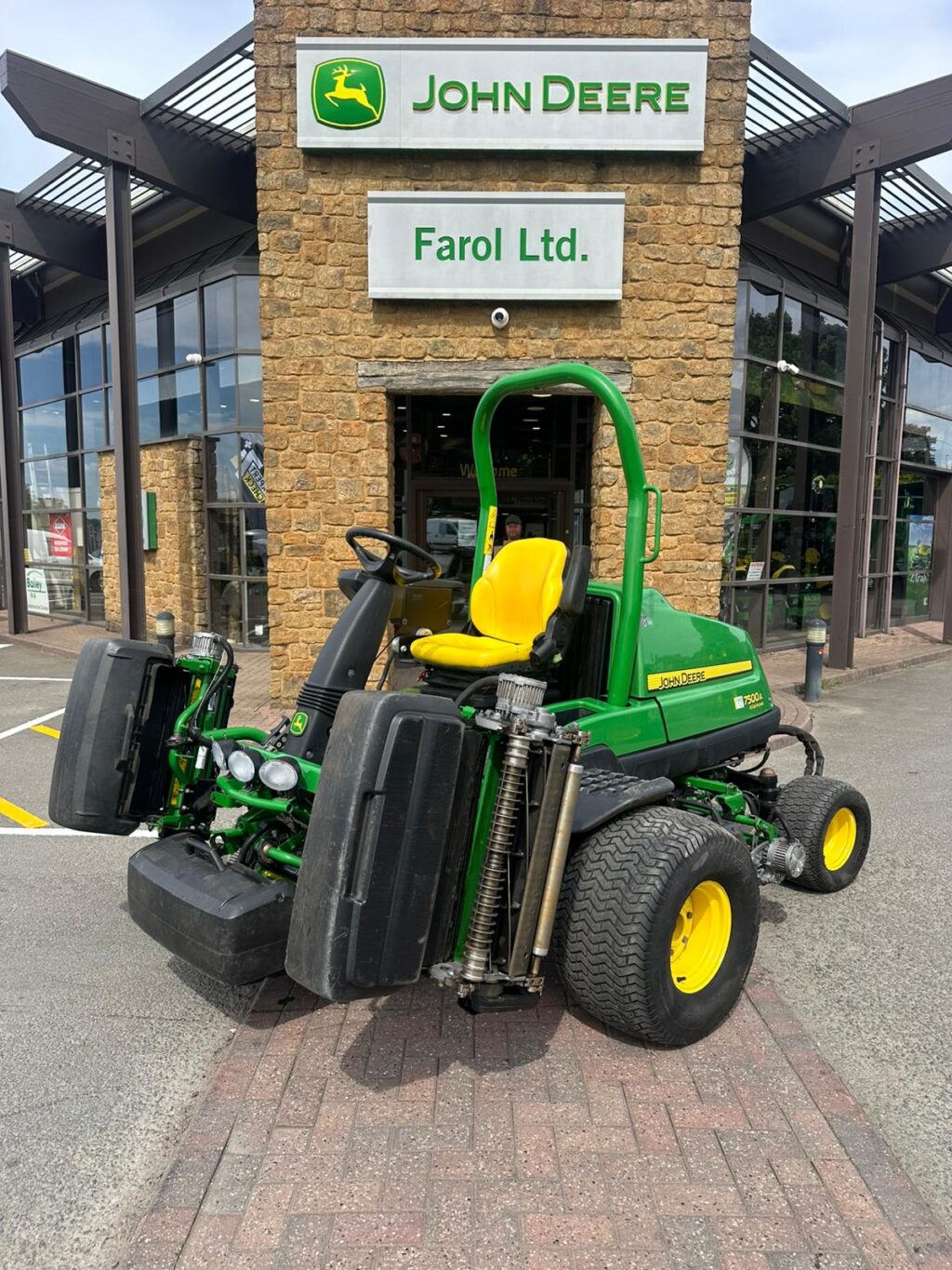 John Deere 7500AE Fairway Mower