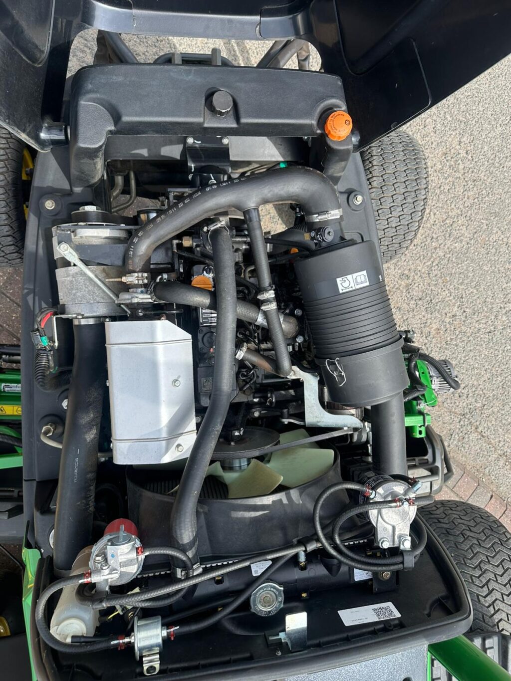 John Deere 7500AE Fairway Mower - Image 8
