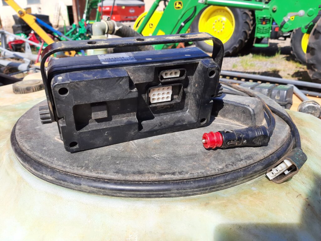 Team Club 300 Sprayer - Image 13