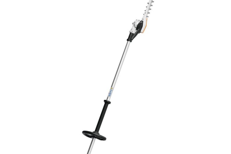 STIHL HLA 135 Cordless Long-Reach Hedge Trimmer Tool Only - Blade Length 60 cm / 24