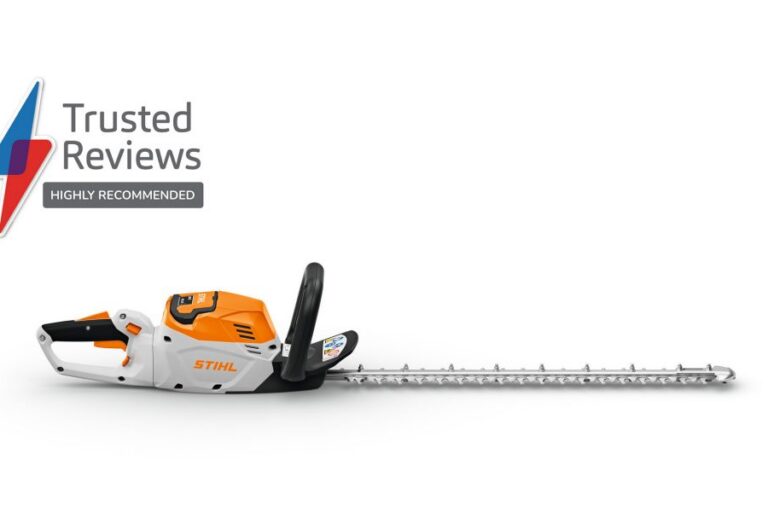 STIHL HSA 60 24" Cordless Hedge Trimmer Tool Only
