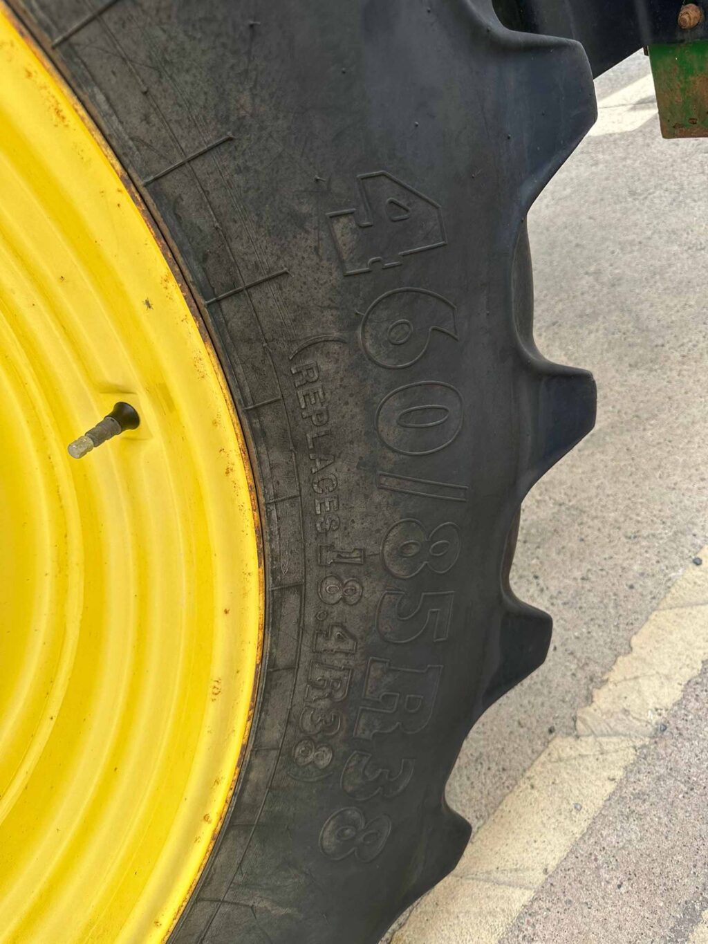 John Deere 6125R - Image 8