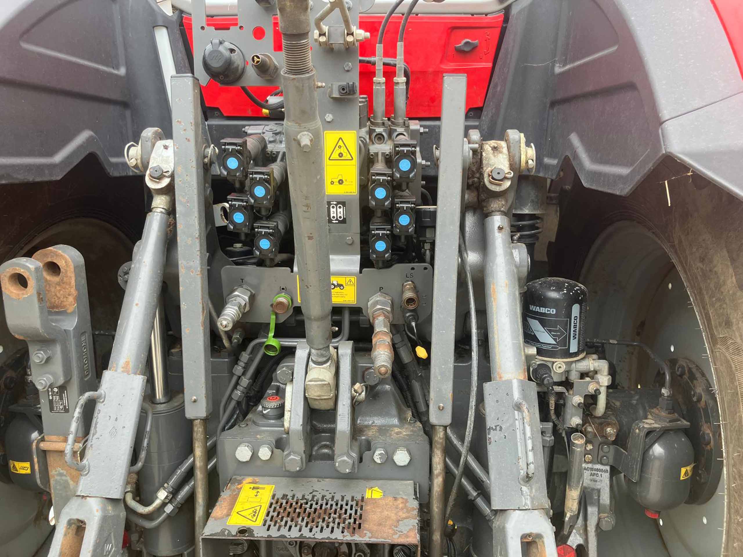 Massey Ferguson 8S.245