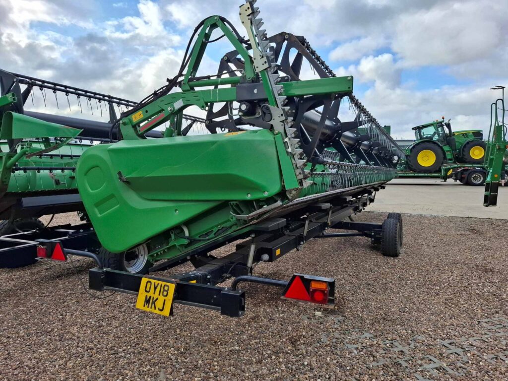 John Deere T670i - Image 12