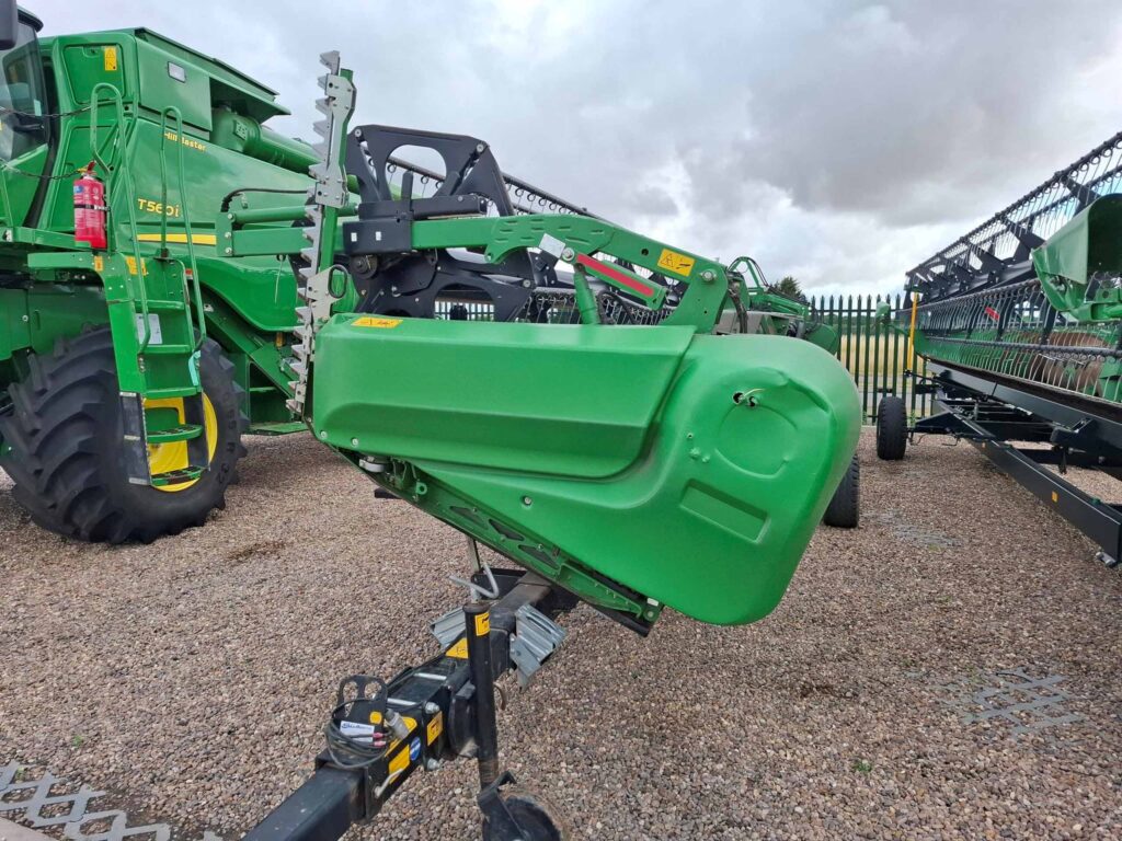 John Deere T670i - Image 16
