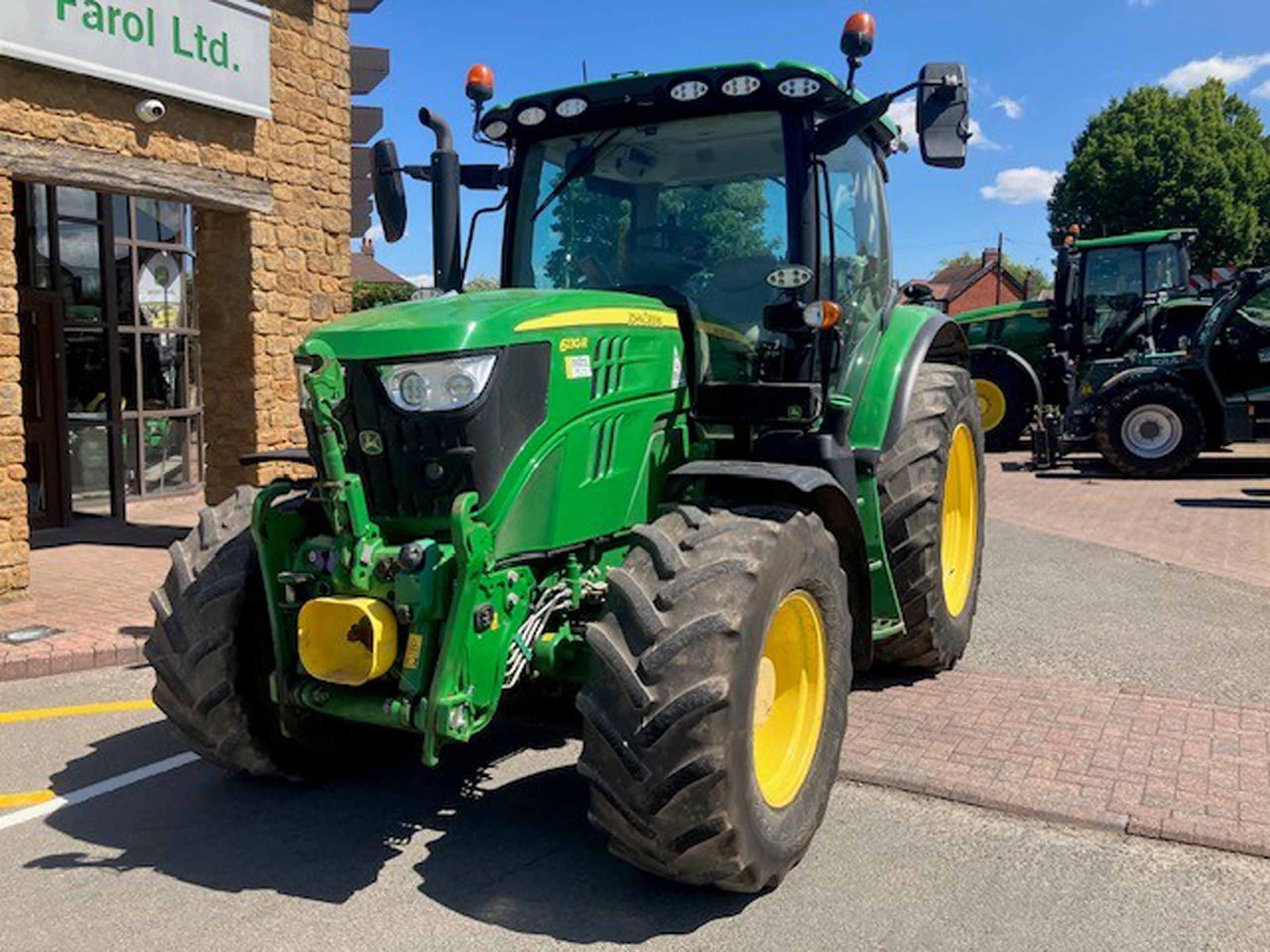 John Deere 6130R