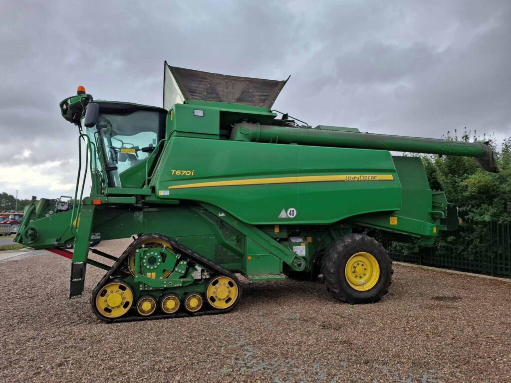 John Deere T670i - Image 2