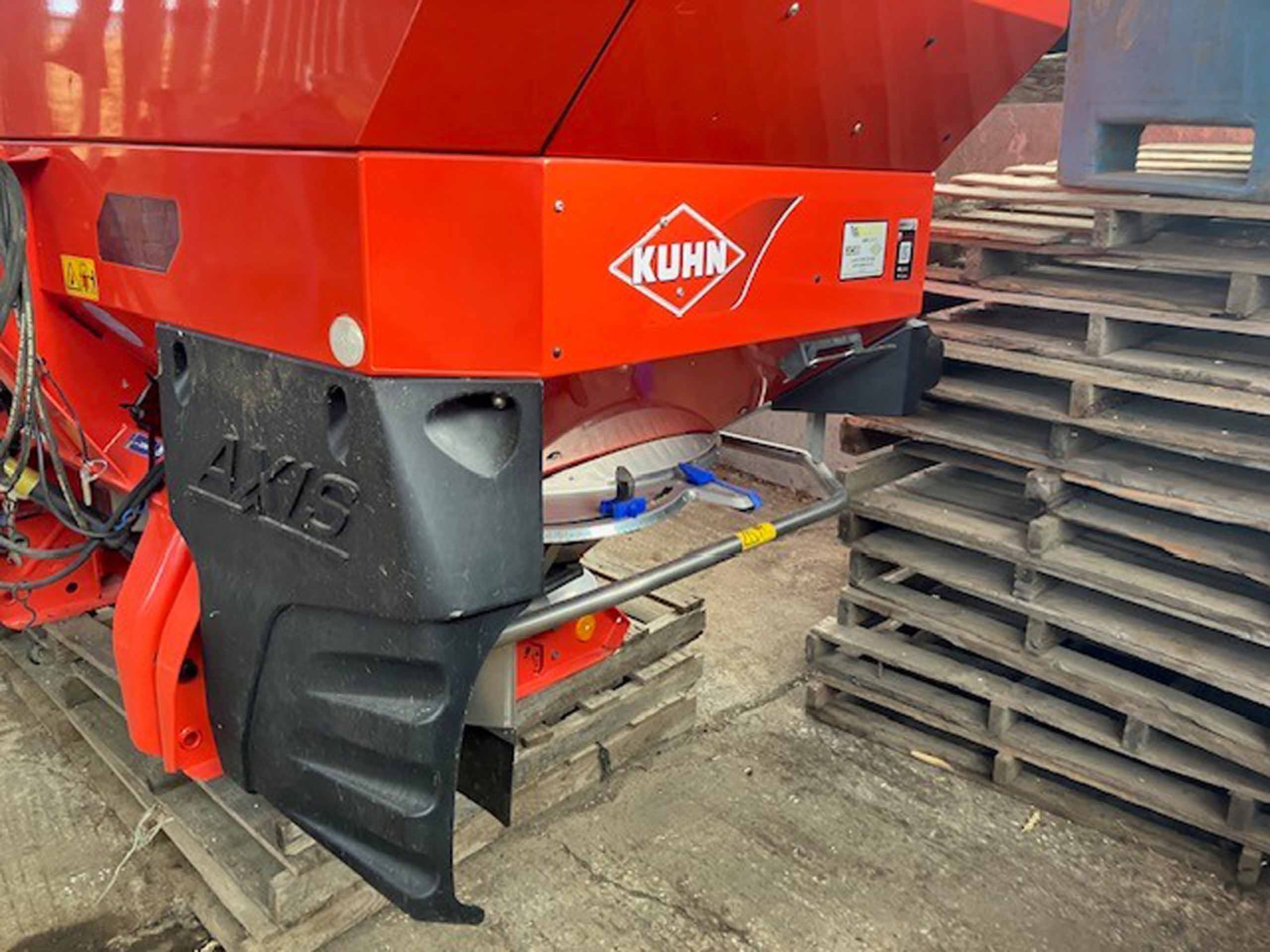 KUHN Axis 30.2D