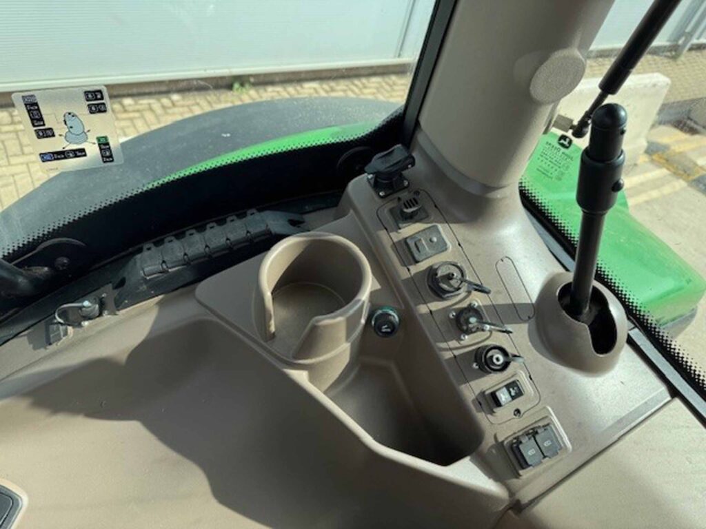 John Deere 6155R - Image 23