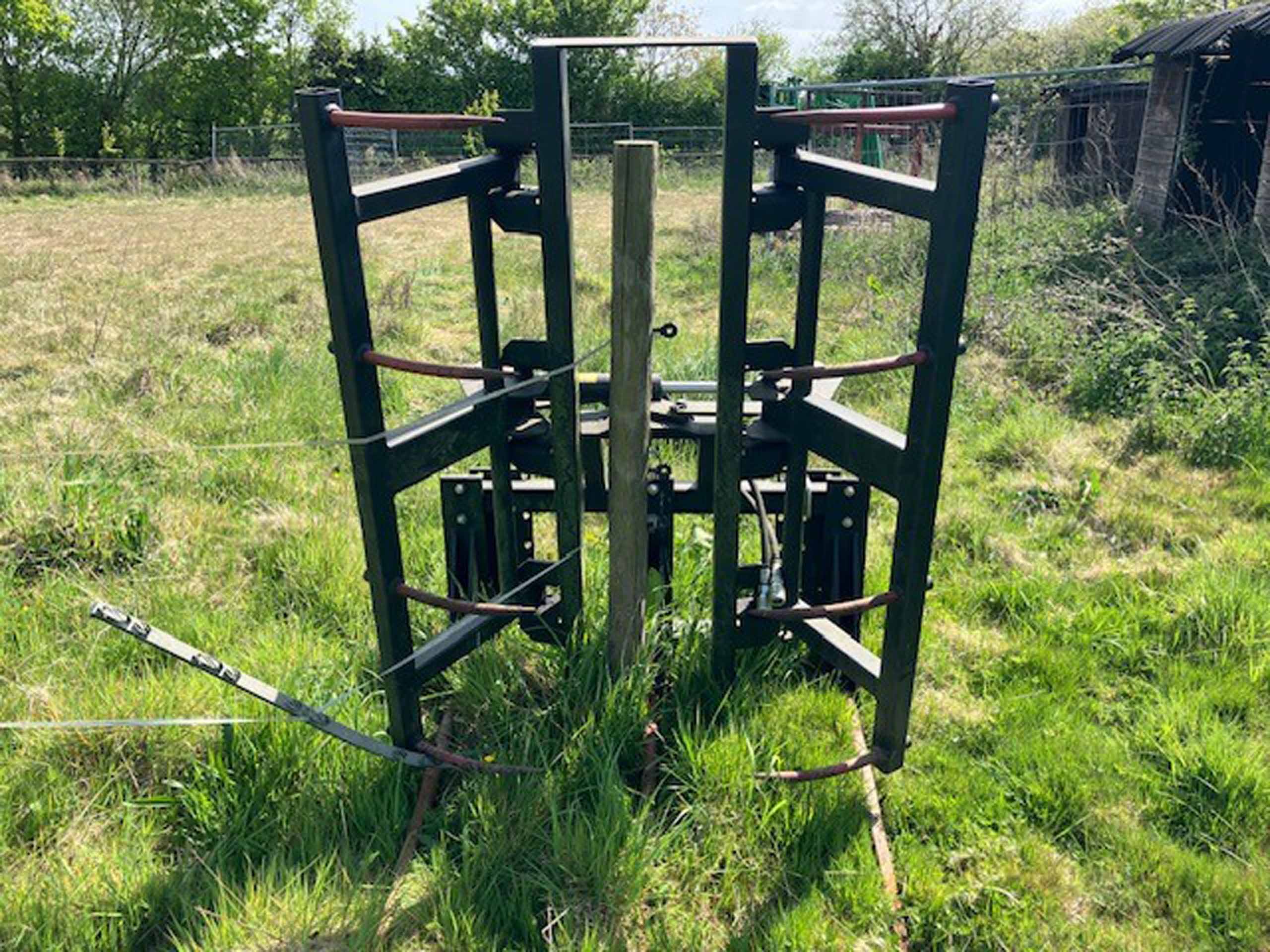 MX Manubal V500