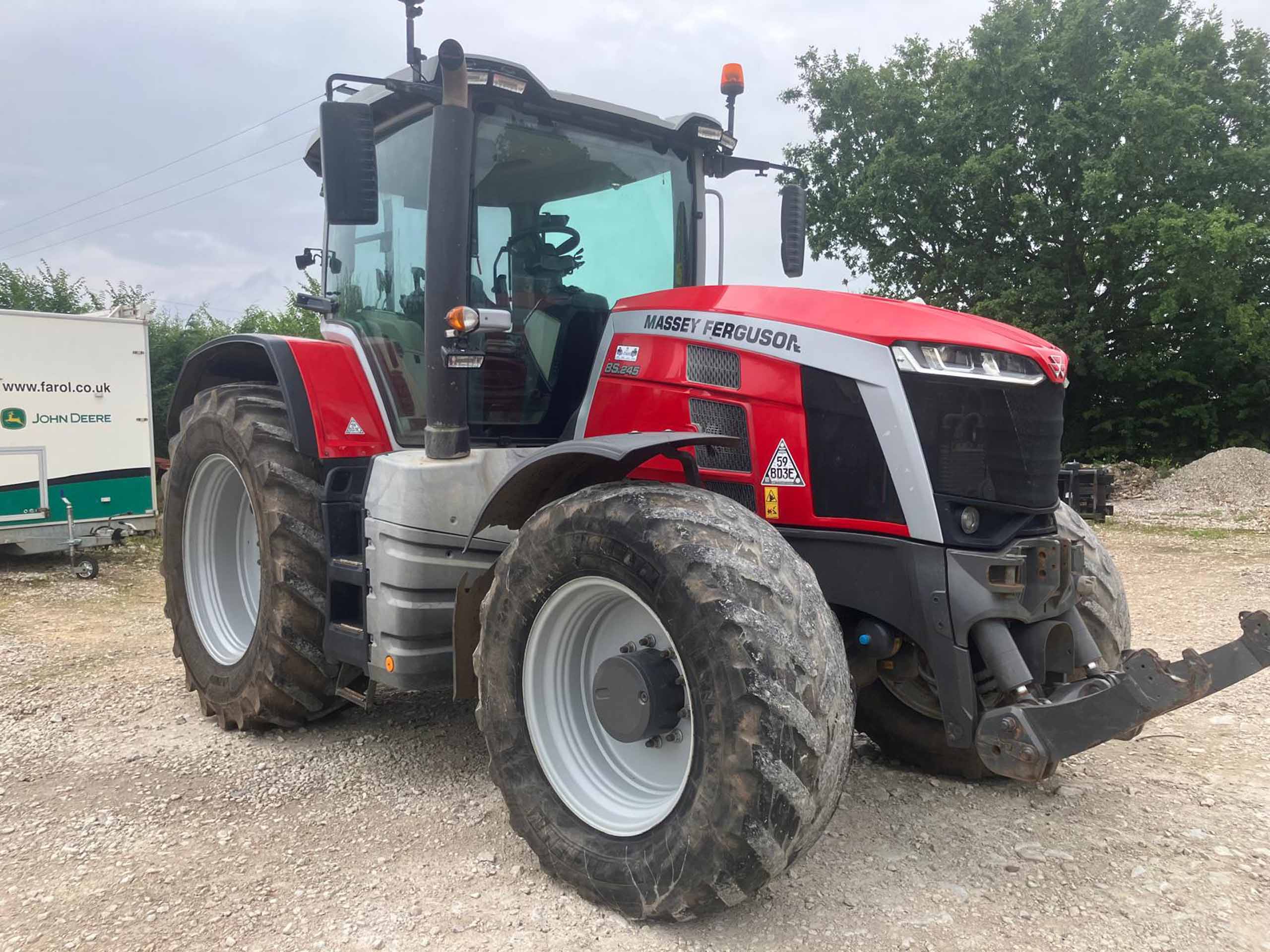 Massey Ferguson 8S.245