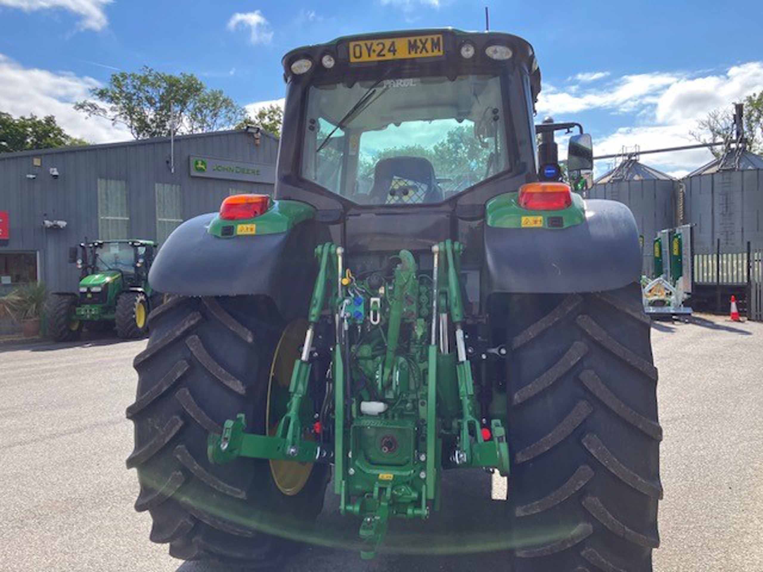 John Deere 6155M