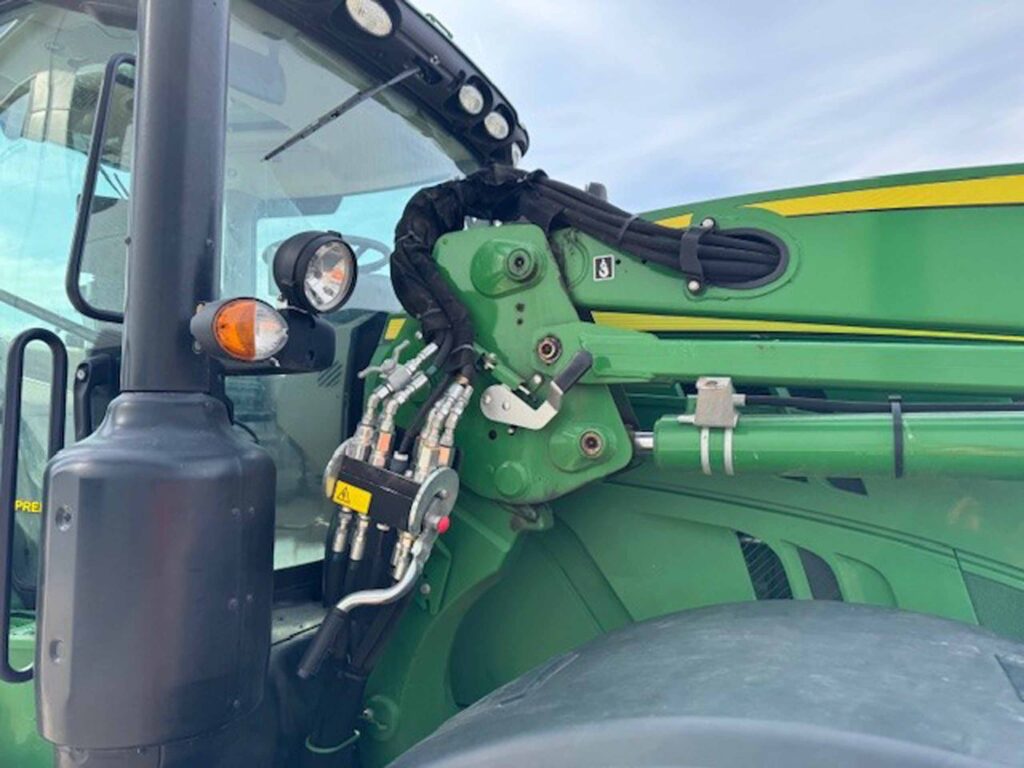 John Deere 6155R - Image 7