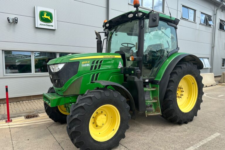John Deere 6125R