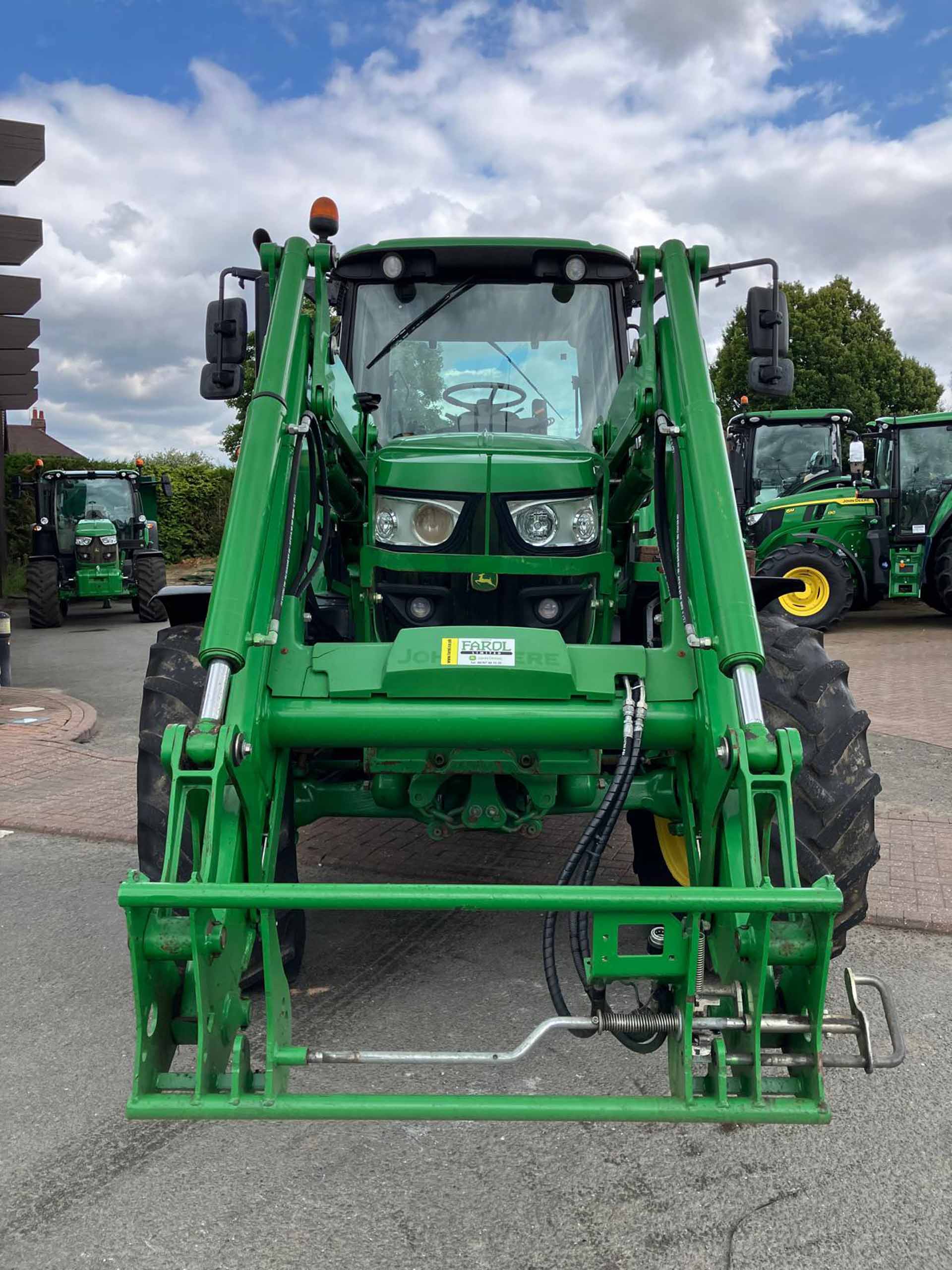 John Deere 6130M