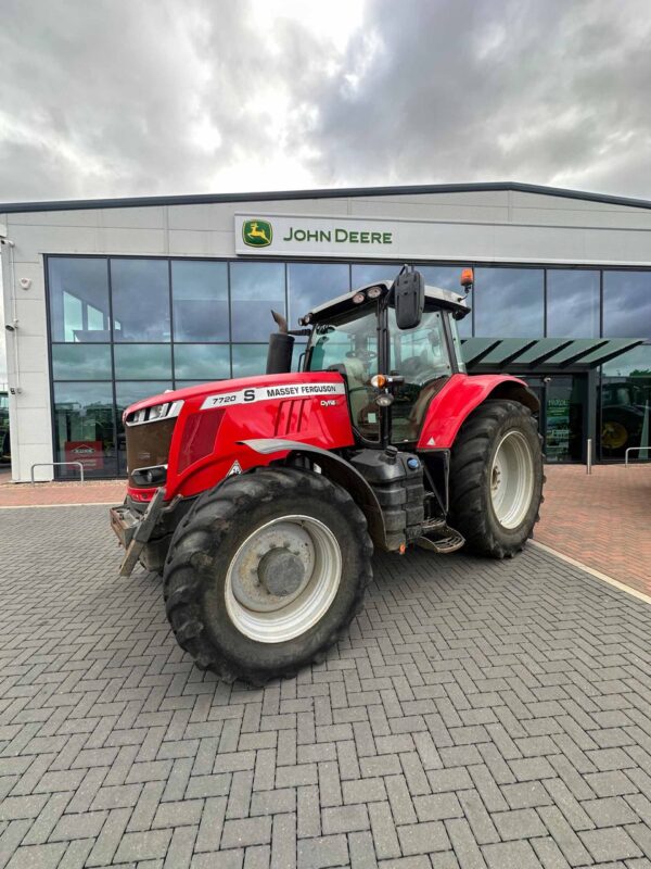 Massey Ferguson 7720S