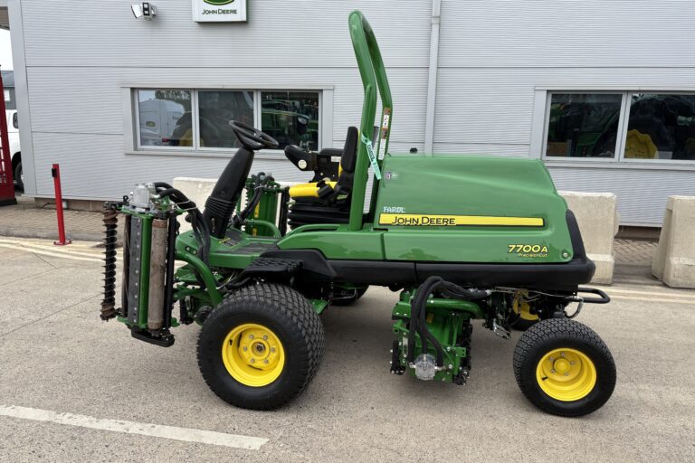 John Deere 7700A Fairway Mower