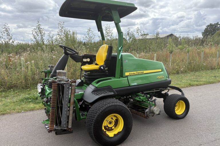 John Deere 7500AE Fairway Mower