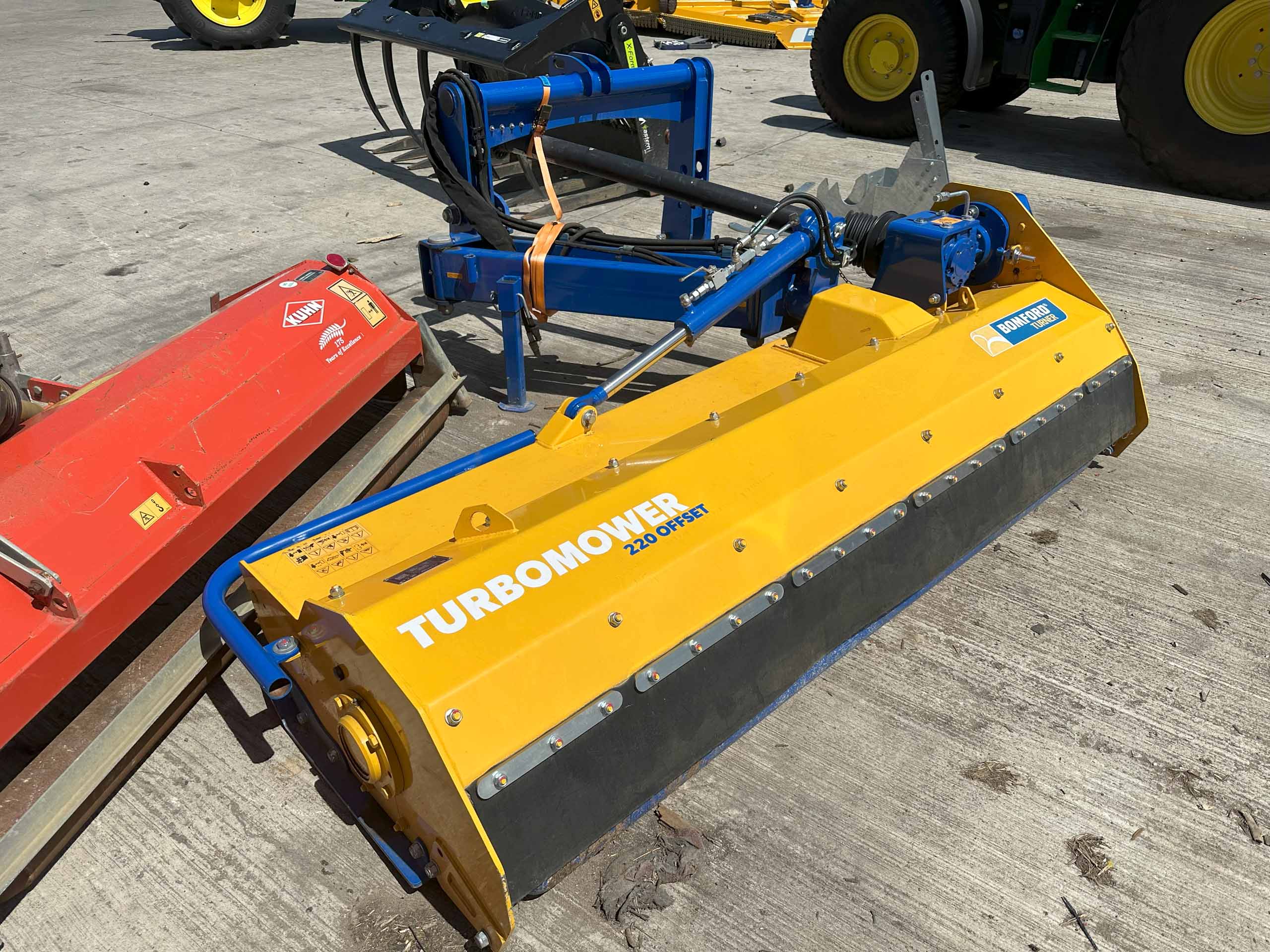 Bomford Turner Turbo Mower offset 220